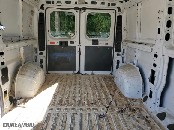 2021 Ram ProMaster Cargo Van with VIN 3C6LRVAG3ME558831, listed as a Copart auction lot 68833904 with 56,941 mi miles and Salvage Title. Bid and sale history available at carsss.com. Image 10.