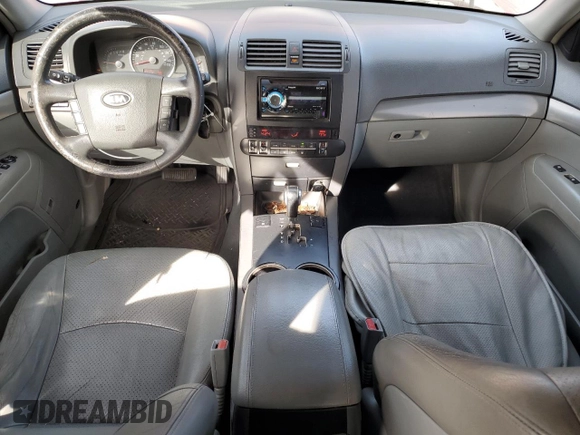 2009 Kia Borrego EX with VIN KNDJJ741795027340, listed as a Copart auction lot 89402315 with 227,298 mi miles and Salvage Title. Bid and sale history available at DreamBid. Image 8.
