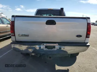 2007 Ford Super Duty F-250 XL with VIN 1FTSW21P47EB51628, listed as a Copart auction lot 74897594 with 297,617 mi miles and Salvage Title. Bid and sale history available at carsss.com. Image 6.