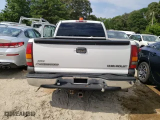 2001 Chevrolet Silverado 1500 LS with VIN 2GCEC19V111119845, listed as a Copart auction lot 58700484 with 0 mi miles and Non Repairable. Bid and sale history available at carsss.com. Image 6.