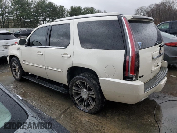 2013 Cadillac Escalade Premium with VIN 1GYS4CEF0DR285192, listed as a Copart auction lot 84048574 with 286,579 mi miles and Clean Title. Bid and sale history available at carsss.com. Image 2.