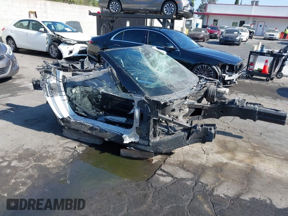 2017 Chevrolet Corvette 1LT with VIN 1G1YB2D72H5121877, listed as a IAAI auction lot 39965830 with Not provided miles and . Bid and sale history available at DreamBid. Image 1.