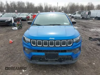 2022 Jeep Compass Latitude с VIN 3C4NJDBB8NT135441, выставлен на аукционе IAAI как лот 41776020 с пробегом 19 015 миль миль и . История ставок и продаж доступна на DreamBid. Изображение 12.