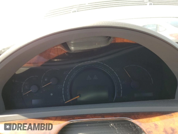 2005 Mercedes-Benz S-Class 5.0L with VIN WDBNG75J15A447352, listed as a Copart auction lot 53681734 with 0 mi miles and Salvage Title. Bid and sale history available at carsss.com. Image 9.