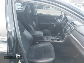 2015 Toyota Camry XLE with VIN 4T1BF1FK2FU945860, listed as a IAAI auction lot 40779379 with 167,391 mi miles and . Bid and sale history available at DreamBid. Image 5.