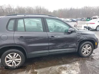 2016 Volkswagen Tiguan R-Line with VIN WVGBV7AX8GW592927, listed as a IAAI auction lot 41521533 with 79,563 mi miles and . Bid and sale history available at DreamBid. Image 6.