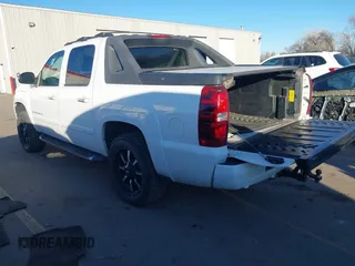 2007 Chevrolet Avalanche 3LT z VIN 3GNFK12367G277363, wystawiony jako IAAI lot #41395929 z przebiegiem 149 864 mil mil oraz . Historia ofert i sprzedaży dostępna na DreamBid. Obrazek 3.