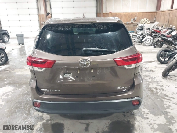 2019 Toyota Highlander SE with VIN 5TDJZRFH5KS973127, listed as a IAAI auction lot 41566877 with 63,557 mi miles. Bid and sale history available at carsss.com. Image 16.
