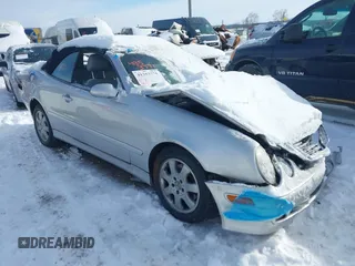 2000 Mercedes-Benz CLK with VIN WDBLK65G5YT054080, listed as a IAAI auction lot 41353771 with 148,501 mi miles and . Bid and sale history available at carsss.com. Image 1.