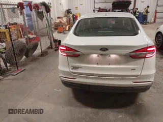 2019 Ford Fusion SE with VIN 3FA6P0H78KR210183, listed as a IAAI auction lot 41489110 with 139,615 mi miles. Bid and sale history available at carsss.com. Image 16.
