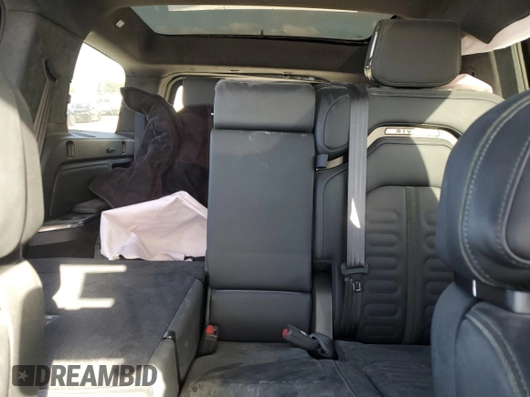 2025 Rivian R1S Adventure z VIN 7PDSGBBA5SN045424, wystawiony jako Copart lot #49675655 z przebiegiem Nie podano mil oraz Szkoda całkowita • Salvage title. Historia ofert i sprzedaży dostępna na DreamBid. Obrazek 10.