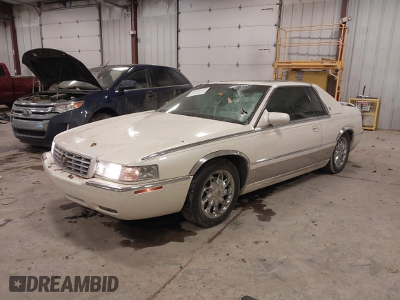 2002 Cadillac Eldorado ESC with VIN 1G6EL12Y82B102890, listed as a IAAI auction lot 41511915 with 79,116 mi miles. Bid and sale history available at carsss.com. Image 2.
