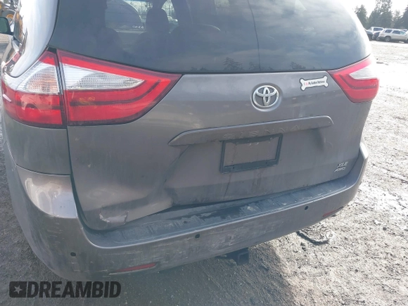 2015 Toyota Sienna Ltd with VIN 5TDDK3DC3FS124321, listed as a IAAI auction lot 41603367 with 120,922 mi miles. Bid and sale history available at carsss.com. Image 6.