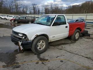 1998 Chevrolet S-10 with VIN 1GCCS14X4WK160271, listed as a Copart auction lot 80284274 with 276,924 mi miles and Salvage Title. Bid and sale history available at carsss.com. Image 1.
