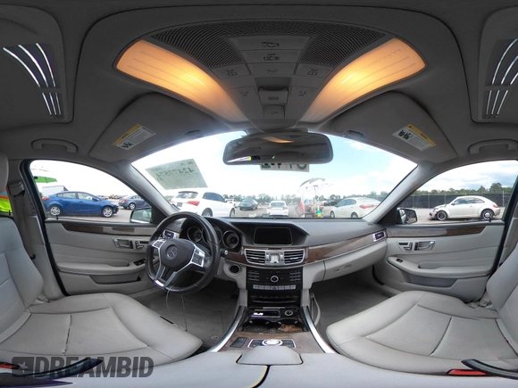 2016 Mercedes-Benz E 350 Sport z VIN WDDHF5KB5GB201488, wystawiony jako IAAI lot #42477574 z przebiegiem 107 279 mil mil oraz . Historia ofert i sprzedaży dostępna na DreamBid. Obrazek 18.