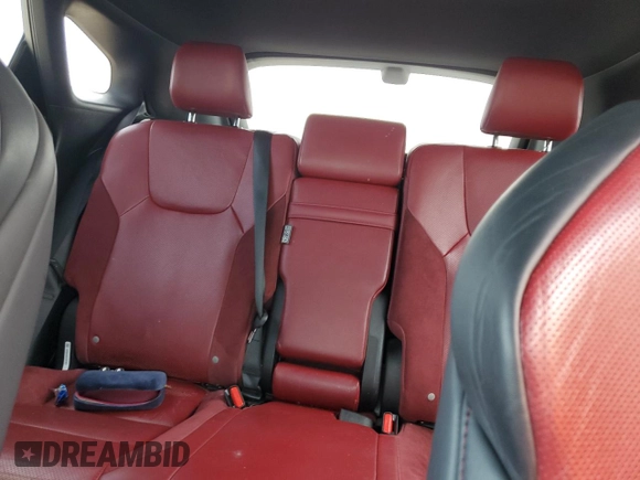 2023 Lexus RX 500h F Sport Performance z VIN 2T2BCMEA6PC003554, wystawiony jako Copart lot #55933585 z przebiegiem Nie podano mil oraz Szkoda całkowita • Salvage title. Historia ofert i sprzedaży dostępna na DreamBid. Obrazek 10.