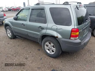 2006 Ford Escape XLT с VIN 1FMCU93156KC03968, выставлен на аукционе IAAI как лот 42441131 с пробегом 279 314 миль миль и . История ставок и продаж доступна на DreamBid. Изображение 3.