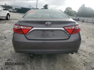 2015 Toyota Camry XLE z VIN 4T4BF1FK6FR516551, wystawiony jako Copart lot #58036375 z przebiegiem 160 631 mil mil oraz Szkoda całkowita • Salvage title. Historia ofert i sprzedaży dostępna na DreamBid. Obrazek 6.