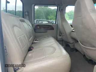 2000 Ford F-250 XL with VIN 1FTNW21F3YEC28124, listed as a Copart auction lot 55389625 with 378,509 mi miles and Clean title. Bid and sale history available at DreamBid. Image 10.