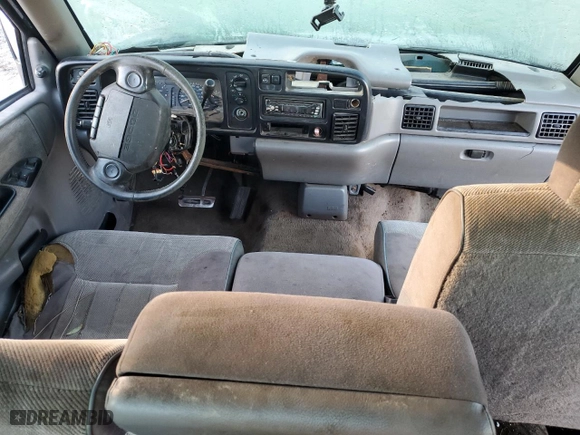 1996 Dodge Ram 1500 with VIN 3B7HC13Y3TG182715, listed as a Copart auction lot 75894364 with 195,503 mi miles and Salvage Title. Bid and sale history available at carsss.com. Image 8.