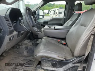 2019 Ford F-250 XL with VIN 1FT7W2B60KEC69079, listed as a Copart auction lot 57605395 with 142,011 mi miles and Clean title. Bid and sale history available at DreamBid. Image 7.