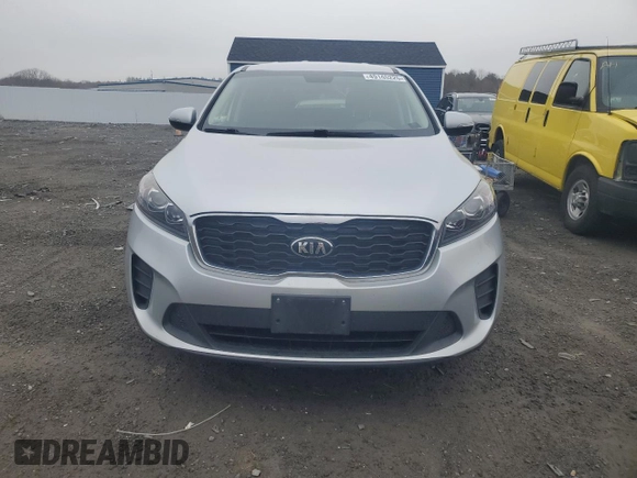 2019 Kia Sorento LX V6 with VIN 5XYPGDA56KG488041, listed as a Copart auction lot 49145225 with 128,040 mi miles and Salvage Title. Bid and sale history available at carsss.com. Image 5.