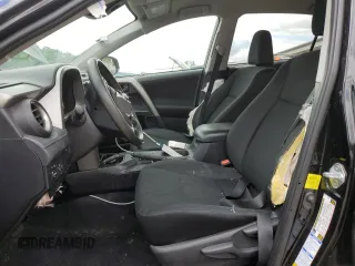 2018 Toyota RAV4 LE z VIN 2T3BFREV1JW739200, wystawiony jako Copart lot #57658435 z przebiegiem 76 956 mil mil oraz Szkoda całkowita • Salvage title. Historia ofert i sprzedaży dostępna na DreamBid. Obrazek 7.