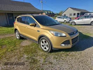 2015 Ford Escape SE with VIN 1FMCU0GX6FUB41155, listed as a Copart auction lot 53193725 with 184,265 mi miles and Clean Title. Bid and sale history available at carsss.com. Image 1.