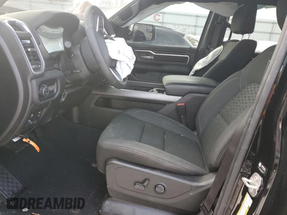 2025 Ram 1500 Big Horn z VIN 1C6SRFFPXSN513534, wystawiony jako Copart lot #44491245 z przebiegiem Nie podano mil oraz Szkoda całkowita • Salvage title. Historia ofert i sprzedaży dostępna na DreamBid. Obrazek 7.