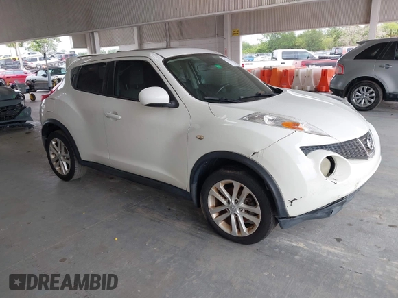 2011 Nissan Juke SV with VIN JN8AF5MR3BT014165, listed as a IAAI auction lot 42211353 with 125,731 mi miles and . Bid and sale history available at carsss.com. Image 1.