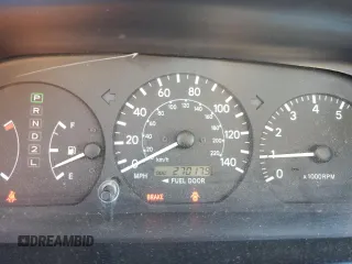 2000 Toyota Camry CE z VIN 4T1BG22K0YU699662, wystawiony jako Copart lot #47949165 z przebiegiem 270 179 mil mil oraz Szkoda całkowita • Salvage title. Historia ofert i sprzedaży dostępna na DreamBid. Obrazek 9.
