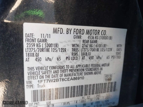 2012 Ford Super Duty F-250 SRW XL with VIN 1FT7W2BT6CEA86910, listed as a IAAI auction lot 41360275 with 237,299 mi miles. Bid and sale history available at carsss.com. Image 9.