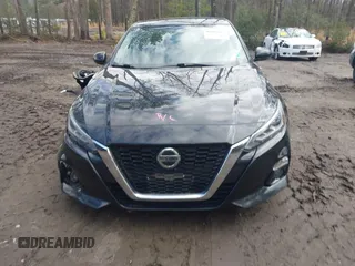 2019 Nissan Altima 2.5 SV with VIN 1N4BL4DV2KC220096, listed as a IAAI auction lot 41802662 with 77,941 mi miles. Bid and sale history available at carsss.com. Image 12.