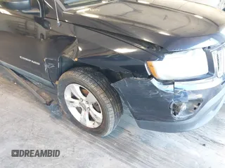 2011 Jeep Compass with VIN 1J4NF1FB5BD193738, listed as a IAAI auction lot 41581295 with 191,844 mi miles and . Bid and sale history available at DreamBid. Image 6.