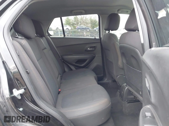 2020 Chevrolet Trax LS with VIN KL7CJKSB4LB074838, listed as a IAAI auction lot 41909289 with 77,471 mi miles. Bid and sale history available at carsss.com. Image 8.