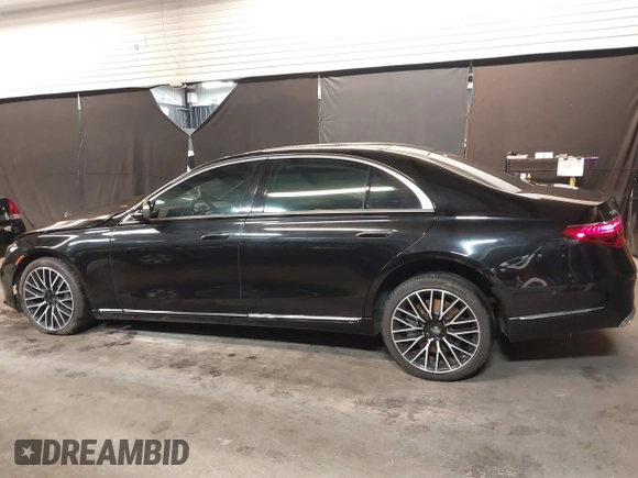 2021 Mercedes-Benz S 580 z VIN W1K6G7GBXMA032708, wystawiony jako IAAI lot #41402450 z przebiegiem 30 065 mil mil oraz . Historia ofert i sprzedaży dostępna na DreamBid. Obrazek 14.