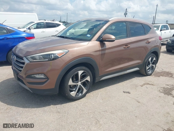 2017 Hyundai Tucson Value with VIN KM8J33A27HU430198, listed as a IAAI auction lot 42104369 with 163,929 mi miles. Bid and sale history available at carsss.com. Image 17.