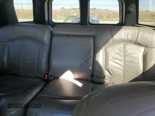 2002 Chevrolet Tahoe LT with VIN 1GNEK13Z32R130263, listed as a Copart auction lot 75677274 with 215,534 mi miles and Clean Title. Bid and sale history available at carsss.com. Image 10.