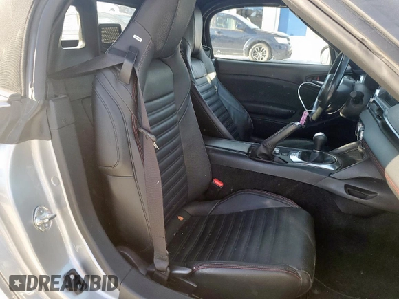 2017 FIAT 124 Spider Lusso with VIN JC1NFAEK8H0109738, listed as a Copart auction lot 61368405 with 63,624 mi miles and Salvage title. Bid and sale history available at DreamBid. Image 10.