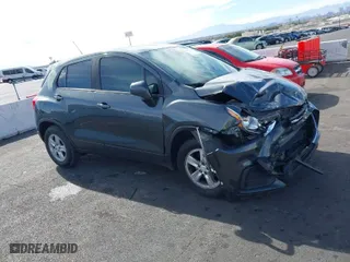 2019 Chevrolet Trax LS with VIN 3GNCJKSB7KL332938, listed as a IAAI auction lot 41625789 with 93,543 mi miles. Bid and sale history available at carsss.com. Image 1.