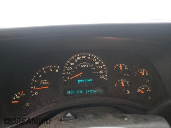 2004 Chevrolet Suburban LS with VIN 3GNGK26U94G178013, listed as a Copart auction lot 84435434 with 244,260 mi miles and Clean Title. Bid and sale history available at carsss.com. Image 9.