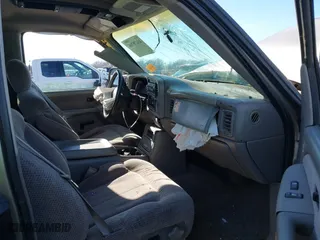 1999 Chevrolet Silverado 1500 LT with VIN 2GCEK19T5X1181582, listed as a IAAI auction lot 41478706 with 175,534 mi miles. Bid and sale history available at carsss.com. Image 5.