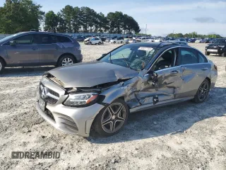 2020 Mercedes-Benz C 300 z VIN 55SWF8EB2LU329322, wystawiony jako Copart lot #60037785 z przebiegiem Nie podano mil oraz Czysty tytuł • Clean title. Historia ofert i sprzedaży dostępna na DreamBid. Obrazek 1.