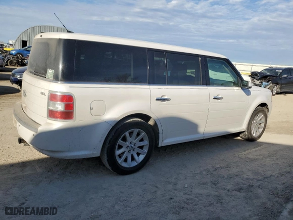2010 Ford Flex SEL with VIN 2FMGK5CC0ABA91732, listed as a Copart auction lot 46924885 with 218,177 mi miles and Salvage Title. Bid and sale history available at carsss.com. Image 3.