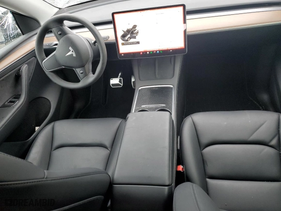 2023 Tesla Model Y Long Range with VIN 7SAYGDEE1PF684209, listed as a Copart auction lot 46190635 with 31,801 mi miles and Salvage Title. Bid and sale history available at carsss.com. Image 8.