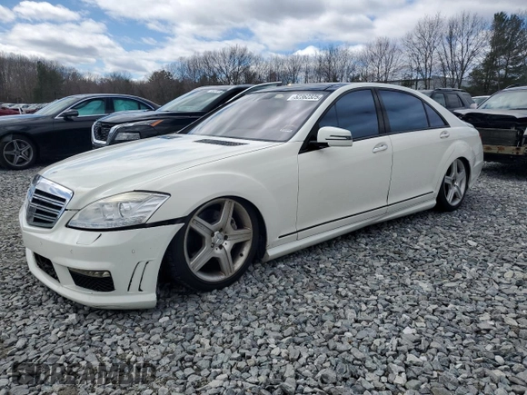 2008 Mercedes-Benz S 550 z VIN WDDNG86X18A214561, wystawiony jako Copart lot #52362325 z przebiegiem 150 140 mil mil oraz Czysty tytuł • Clean title. Historia ofert i sprzedaży dostępna na DreamBid. Obrazek 1.