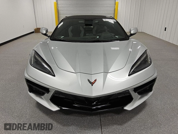 2020 Chevrolet Corvette 2LT with VIN 1G1Y73D46L5111312, listed as a Copart auction lot 83266794 with 30,378 mi miles and Clean Title. Bid and sale history available at carsss.com. Image 5.