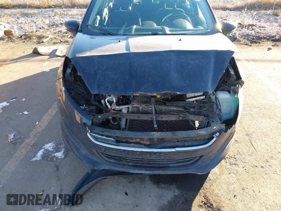 2017 Ford Fiesta SE z VIN 3FADP4BJ6HM125903, wystawiony jako IAAI lot #41376018 z przebiegiem 114 628 mil mil oraz . Historia ofert i sprzedaży dostępna na DreamBid. Obrazek 12.