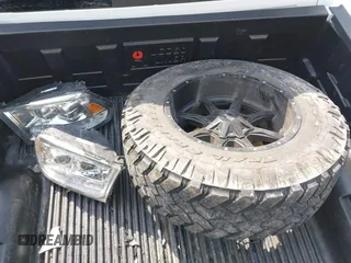 2011 Ram 2500 Big Horn with VIN 3D7UT2CL1BG626025, listed as a IAAI auction lot 41705709 with 102,970 mi miles. Bid and sale history available at carsss.com. Image 12.