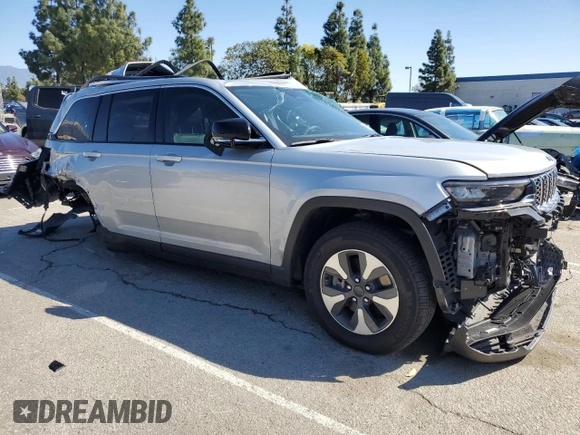 2022 Jeep Grand Cherokee with VIN 1C4RJYB62N8716136, listed as a Copart auction lot 46552485 with Not provided miles and Salvage title. Bid and sale history available at DreamBid. Image 4.